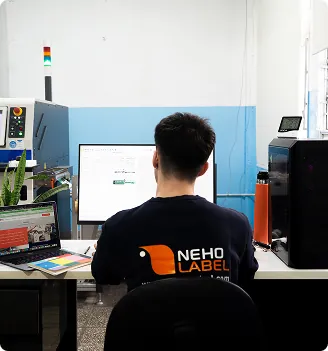 Coordinación con clientes y equipos de impresión